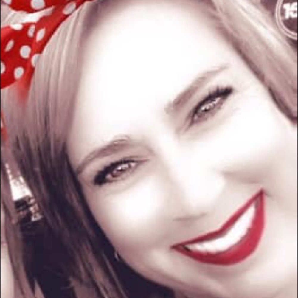 Meet your Posher, Stephanie